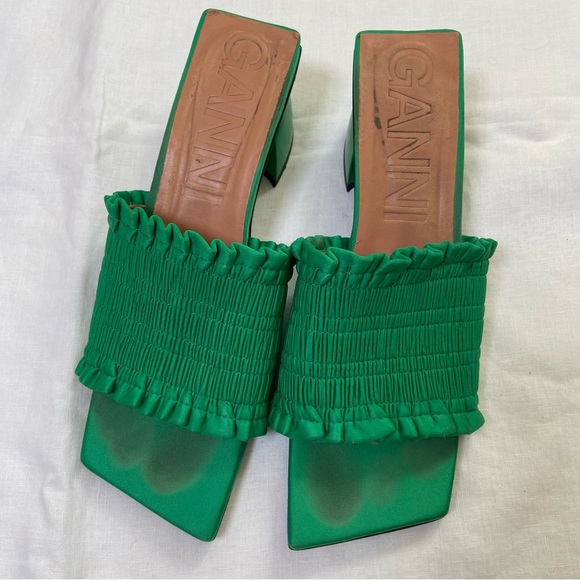 GANNI SMOCK KITTEN MULES - Picture 3 of 10